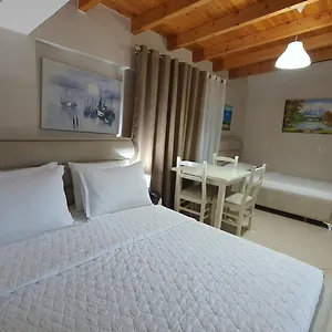 ** Hotel Alvin & Albania